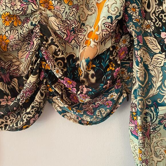 Maria Cher. Blue Purple Floral Abstract Blouse Rouched Cropped Silk size Large - Picture 5 of 12